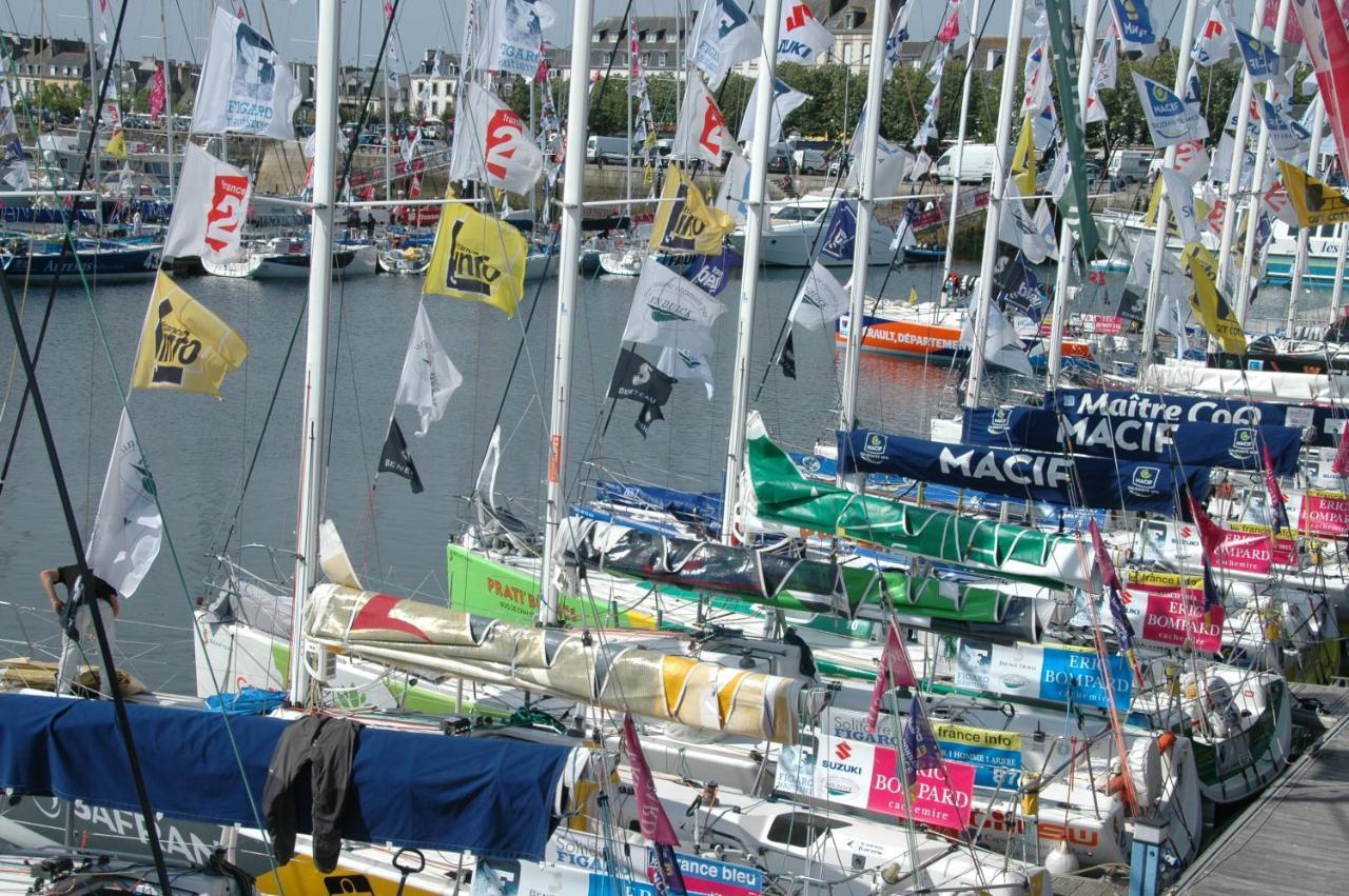 Votre Vue, La Mer, Les Bateaux !!! Wir Sprechen Flieben Deutsch, Touristentipps, We Speak English كونكارنو المظهر الخارجي الصورة